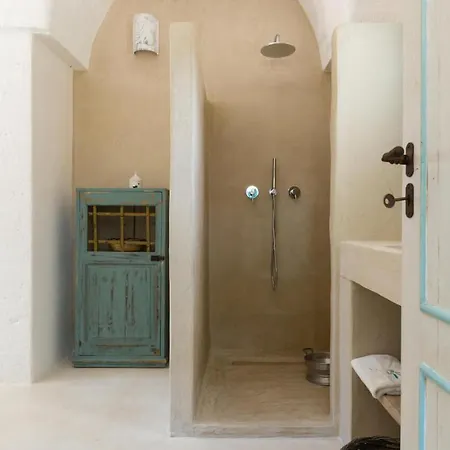 Nido Cicciarolla * Ostuni